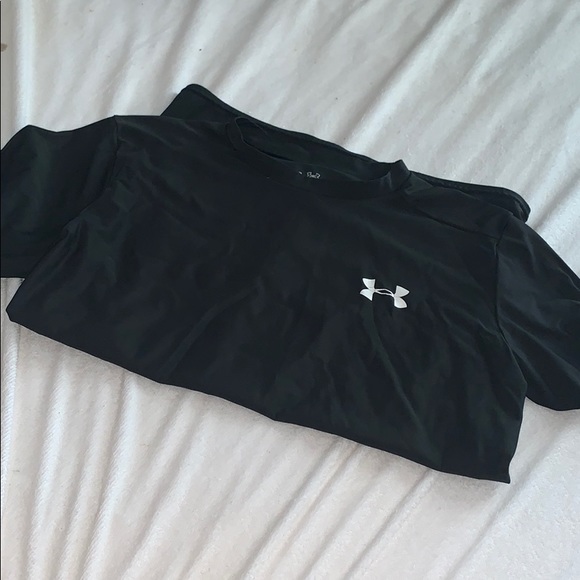 Dry fit Under Armour Shirt - Picture 1 of 2